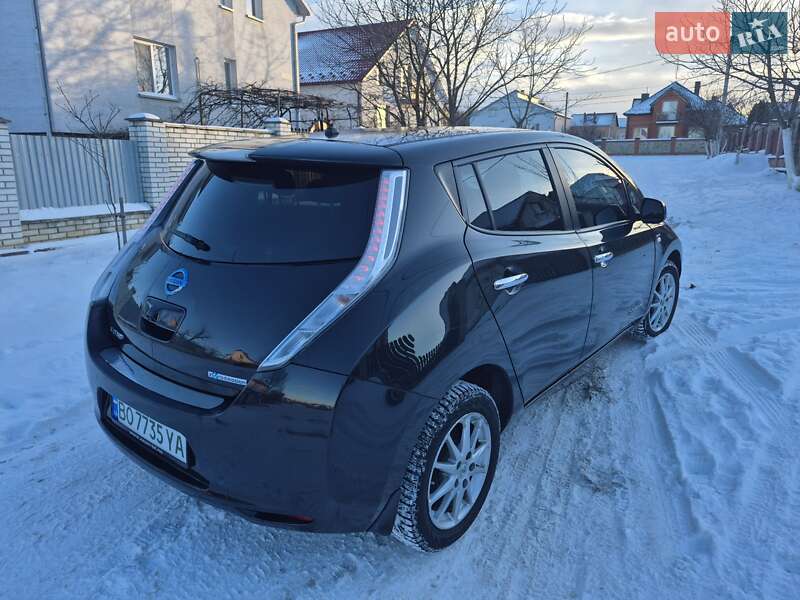 Хэтчбек Nissan Leaf 2015 в Тернополе