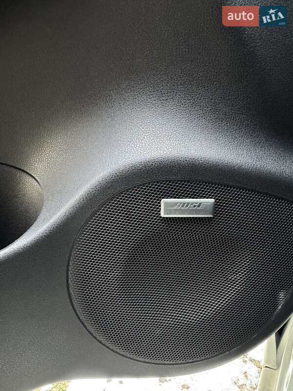 Хэтчбек Nissan Leaf 2014 в Николаеве