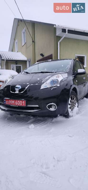 Хэтчбек Nissan Leaf 2014 в Ровно