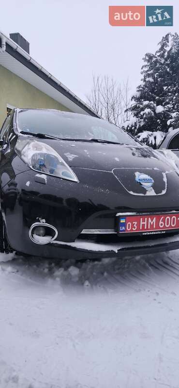 Хэтчбек Nissan Leaf 2014 в Ровно
