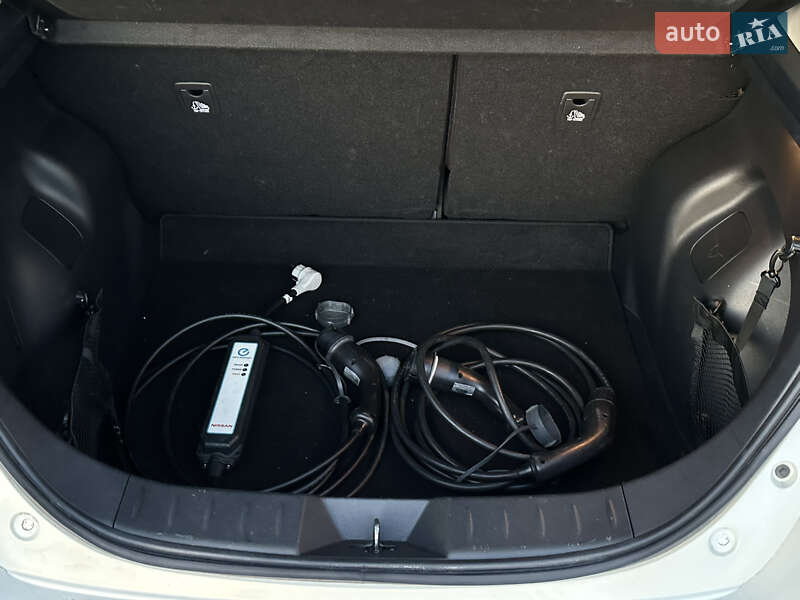 Хэтчбек Nissan Leaf 2019 в Ровно