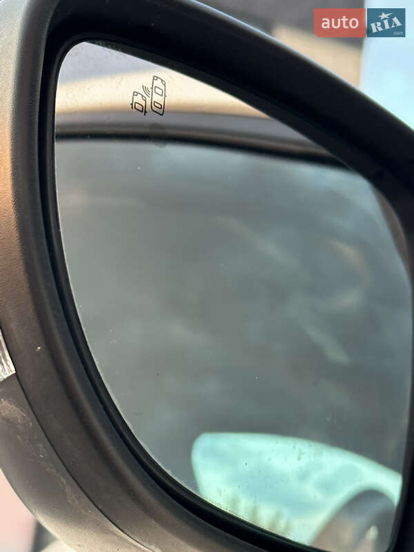 Хэтчбек Nissan Leaf 2019 в Ровно