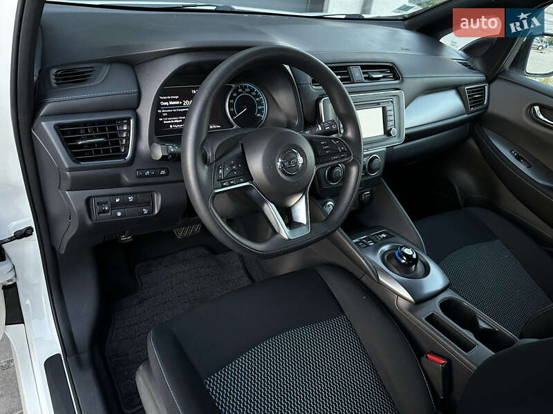 Хэтчбек Nissan Leaf 2019 в Ровно