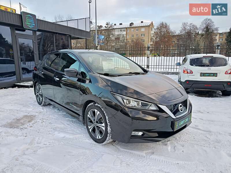 Хэтчбек Nissan Leaf 2018 в Броварах