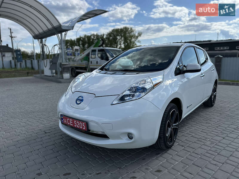 Хэтчбек Nissan Leaf 2013 в Бережанах