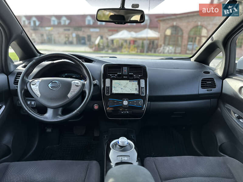 Хэтчбек Nissan Leaf 2013 в Бережанах
