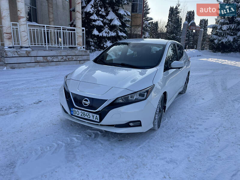 Хэтчбек Nissan Leaf 2020 в Тернополе фото 2 Хэтчбек Nissan Leaf 2020 в Тернополе