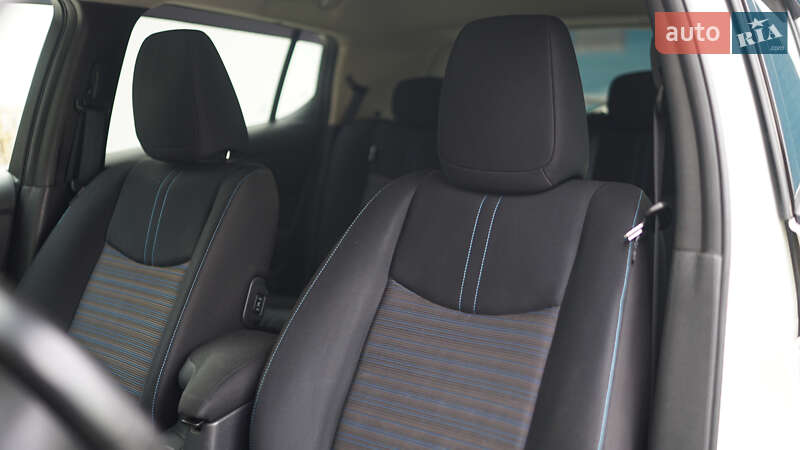 Хэтчбек Nissan Leaf 2019 в Львове