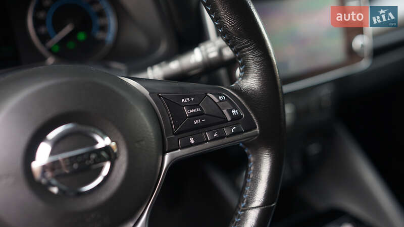 Хэтчбек Nissan Leaf 2019 в Львове