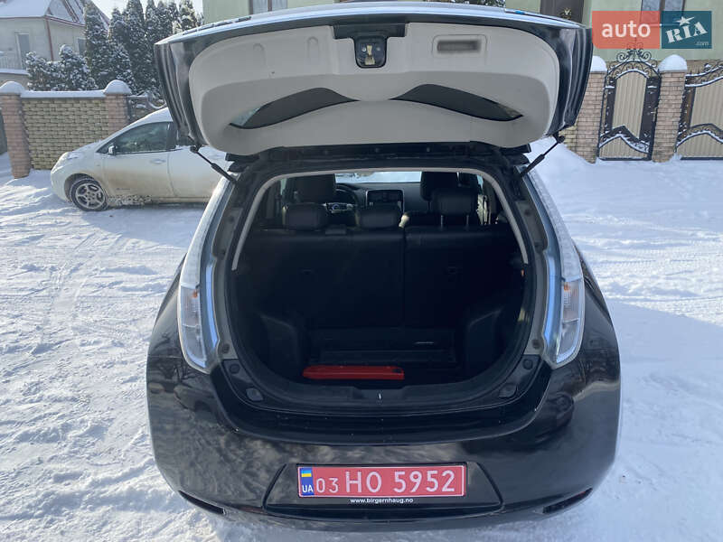 Хэтчбек Nissan Leaf 2014 в Черновцах