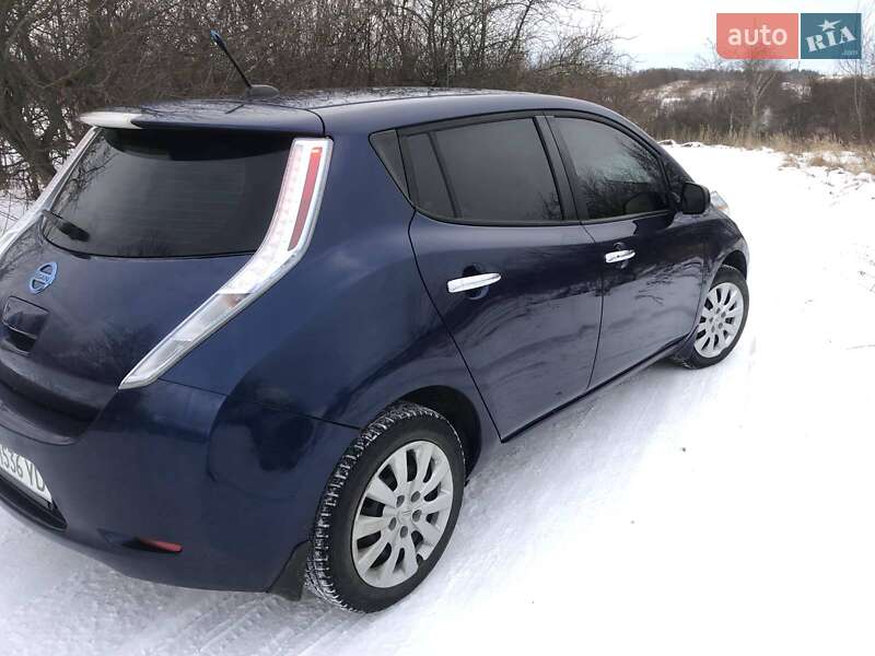 Хэтчбек Nissan Leaf 2017 в Львове