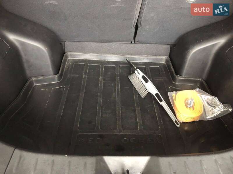 Хэтчбек Nissan Leaf 2017 в Львове