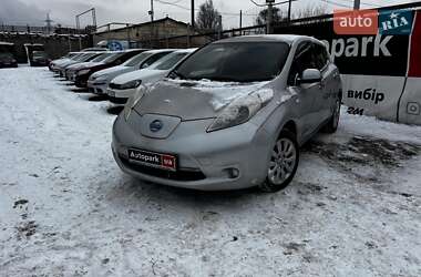 Хэтчбек Nissan Leaf 2015 в Запорожье