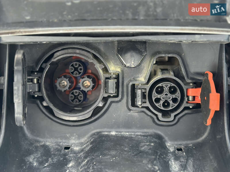 Хэтчбек Nissan Leaf 2013 в Бережанах