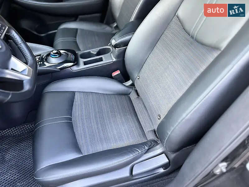 Хэтчбек Nissan Leaf 2018 в Белой Церкви