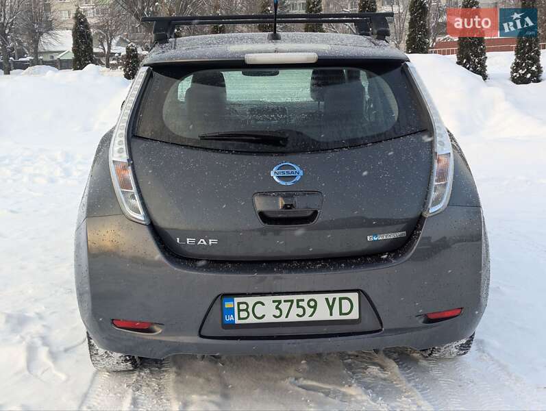 Хэтчбек Nissan Leaf 2013 в Дрогобыче