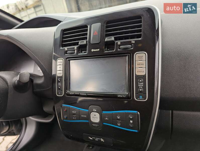 Хэтчбек Nissan Leaf 2013 в Дрогобыче