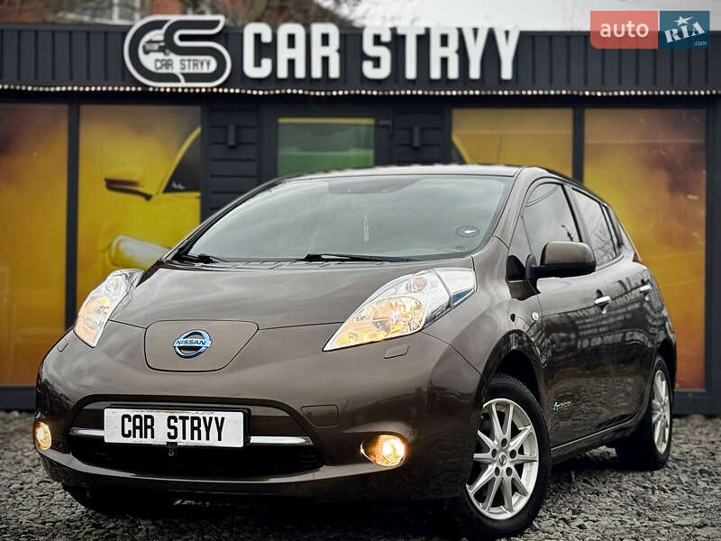 Хэтчбек Nissan Leaf 2016 в Стрые