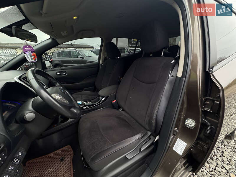 Хэтчбек Nissan Leaf 2016 в Стрые