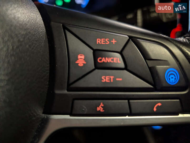 Хэтчбек Nissan Leaf 2018 в Тернополе