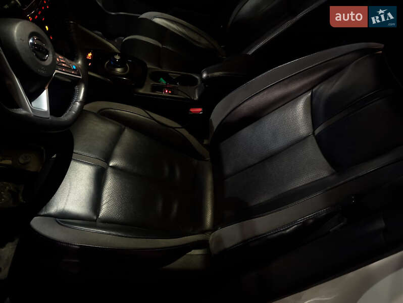 Хэтчбек Nissan Leaf 2018 в Тернополе