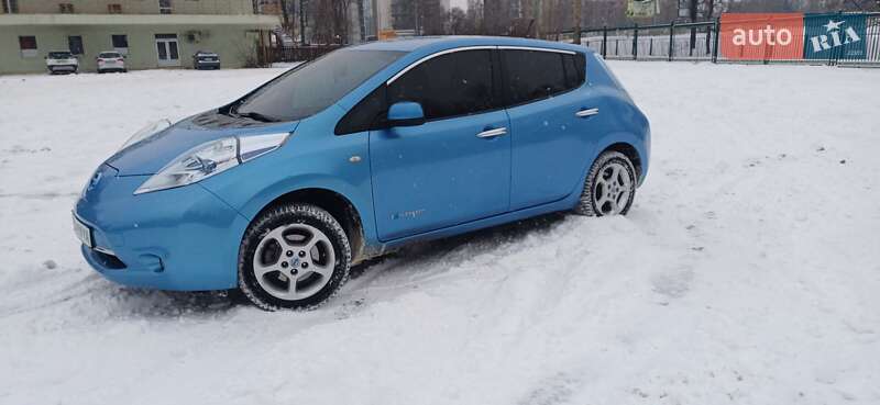 Хэтчбек Nissan Leaf 2011 в Харькове