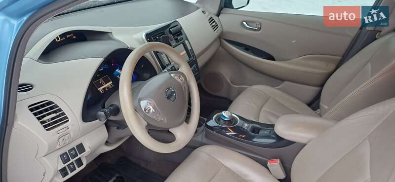 Хэтчбек Nissan Leaf 2011 в Харькове
