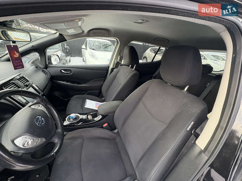 Хэтчбек Nissan Leaf 2014 в Луцке