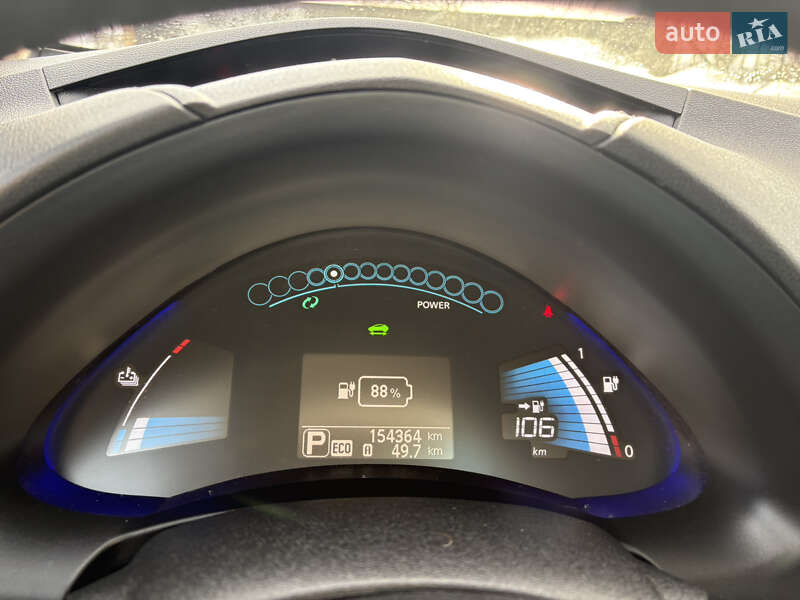 Хэтчбек Nissan Leaf 2016 в Луцке