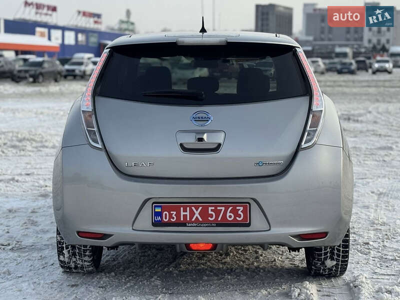 Хэтчбек Nissan Leaf 2016 в Львове