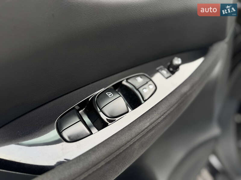 Хэтчбек Nissan Leaf 2016 в Львове фото 10 Хэтчбек Nissan Leaf 2016 в Львове