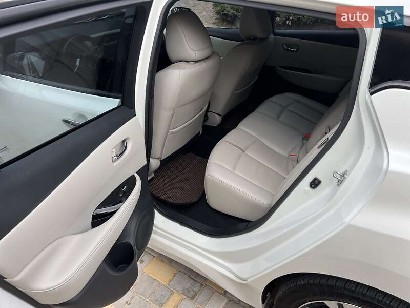 Хэтчбек Nissan Leaf 2020 в Одессе