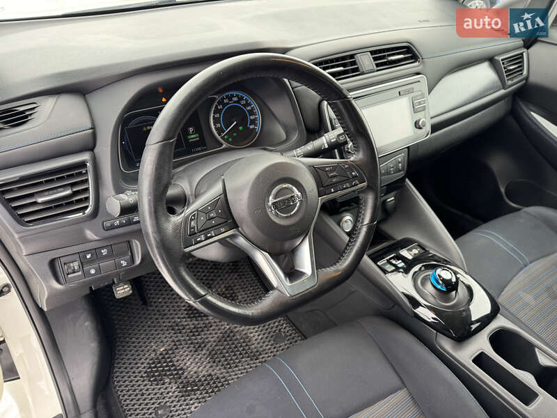 Хэтчбек Nissan Leaf 2018 в Ивано-Франковске