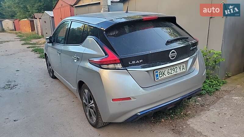 Хэтчбек Nissan Leaf 2018 в Кропивницком фото 31 Хэтчбек Nissan Leaf 2018 в Кропивницком