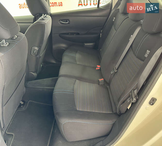 Хэтчбек Nissan Leaf 2018 в Львове