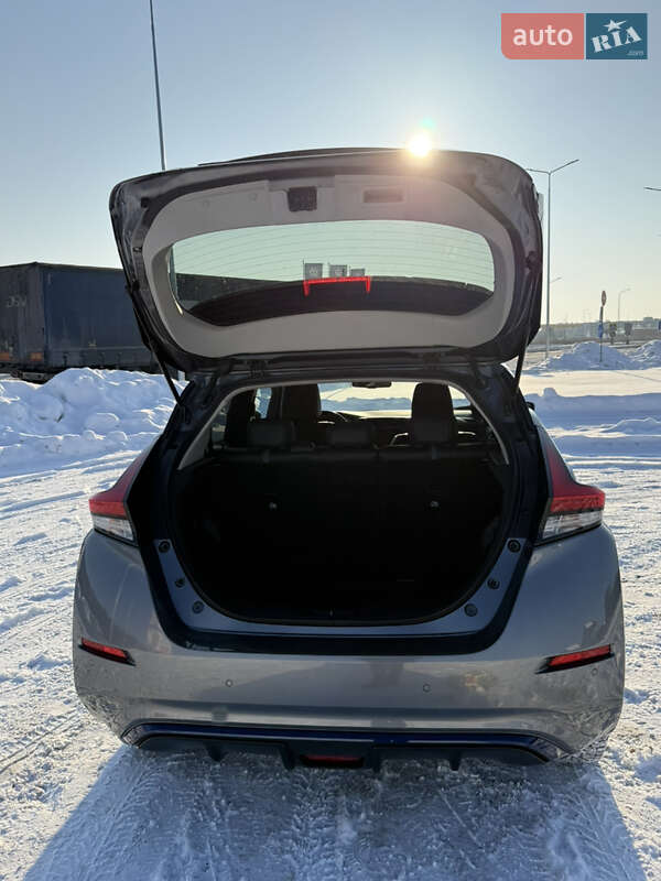 Хэтчбек Nissan Leaf 2019 в Луцке