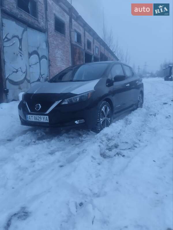 Хэтчбек Nissan Leaf 2018 в Ивано-Франковске