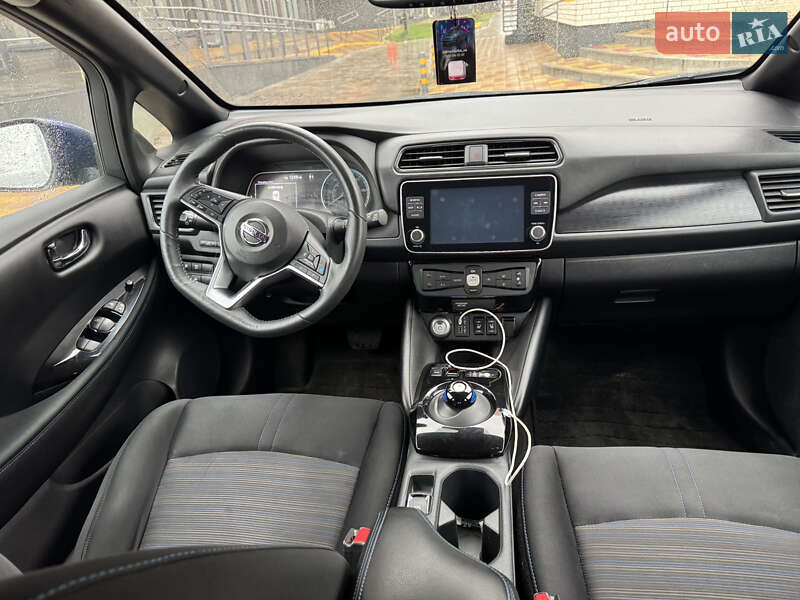 Хэтчбек Nissan Leaf 2021 в Глевахе