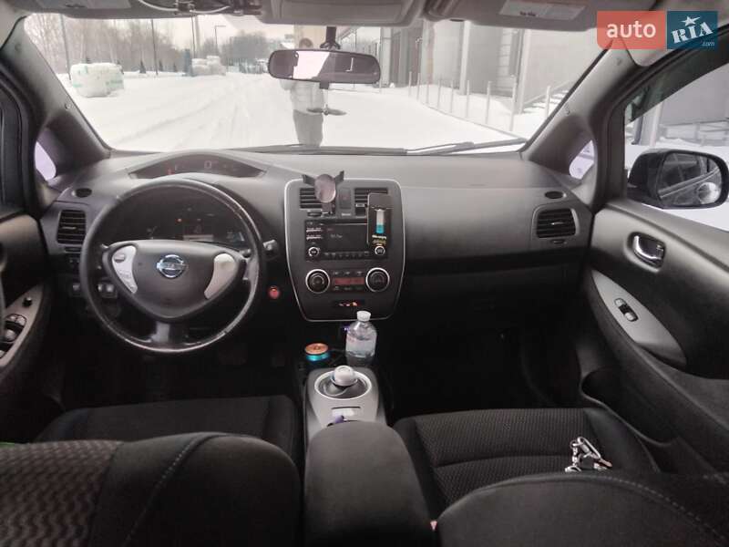 Хэтчбек Nissan Leaf 2013 в Ивано-Франковске