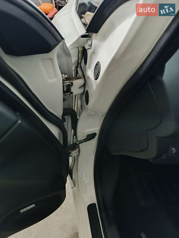 Хэтчбек Nissan Leaf 2016 в Ровно