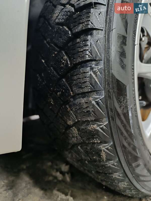 Хэтчбек Nissan Leaf 2016 в Ровно