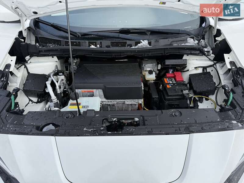 Хэтчбек Nissan Leaf 2020 в Виннице