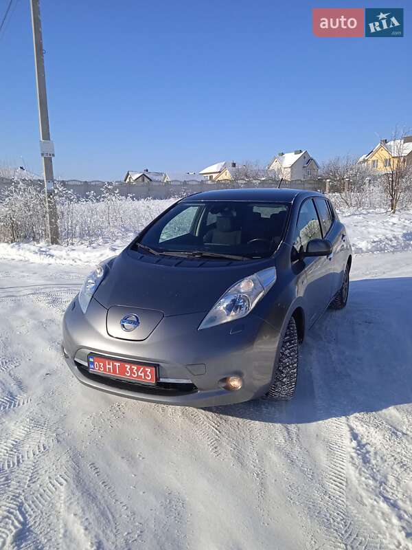 Хэтчбек Nissan Leaf 2014 в Ровно фото 12 Хэтчбек Nissan Leaf 2014 в Ровно