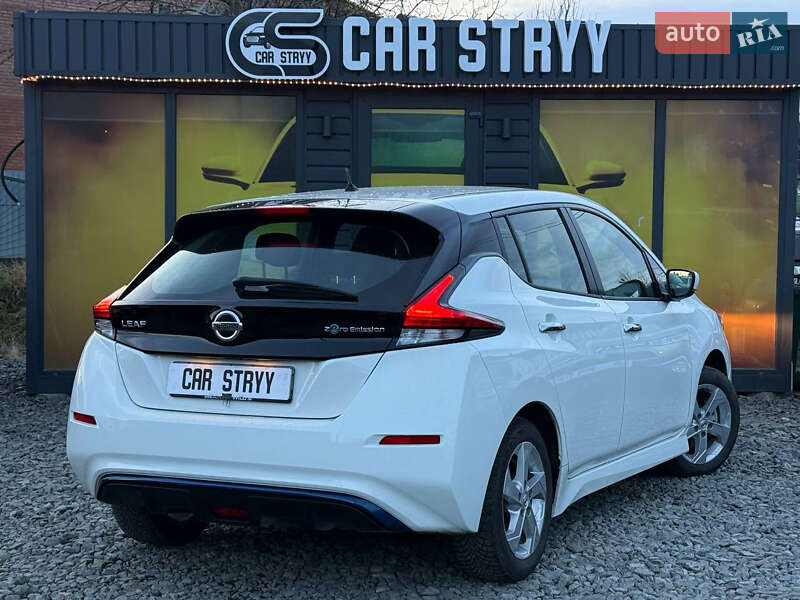 Хэтчбек Nissan Leaf 2021 в Стрые