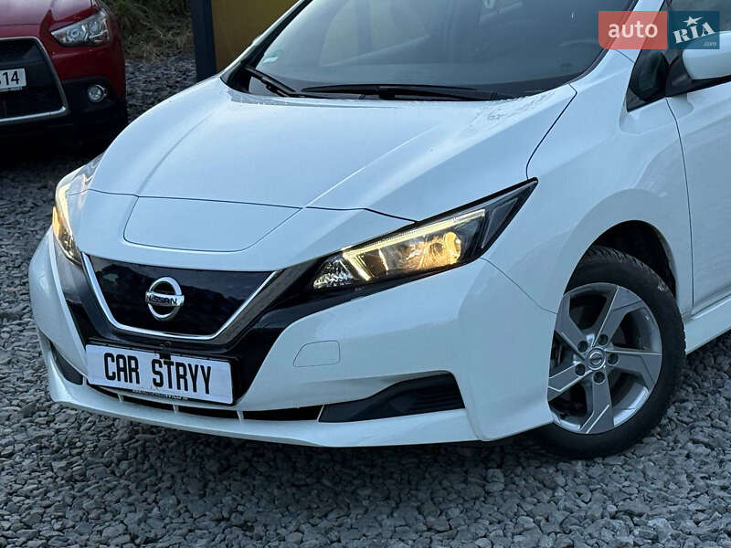 Хэтчбек Nissan Leaf 2021 в Стрые