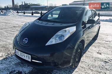 Хетчбек Nissan Leaf 2014 в Дніпрі