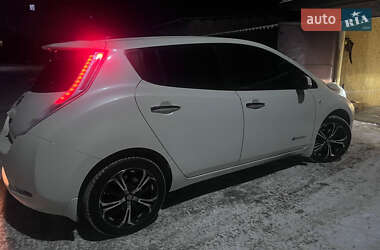 Хэтчбек Nissan Leaf 2012 в Виннице
