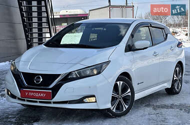 Хетчбек Nissan Leaf 2019 в Дніпрі
