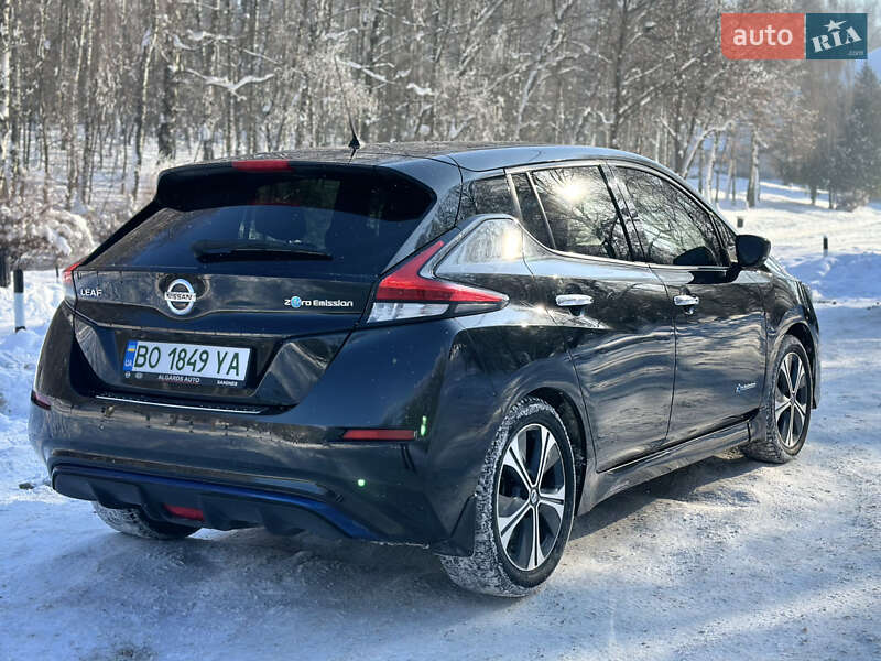Хэтчбек Nissan Leaf 2020 в Тернополе фото 5 Хэтчбек Nissan Leaf 2020 в Тернополе