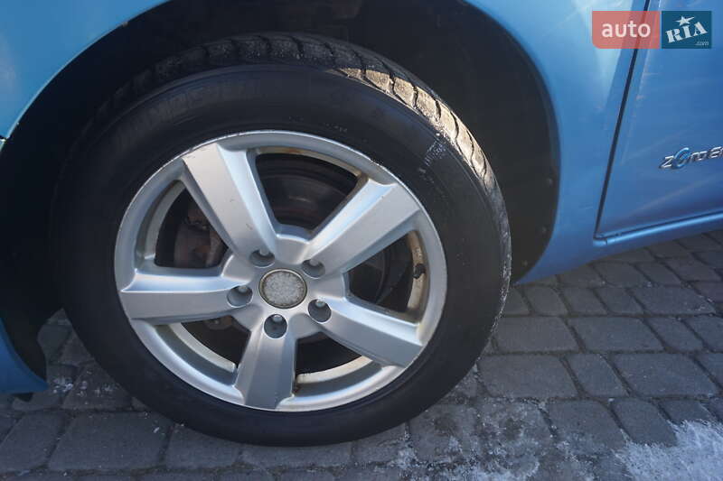 Хэтчбек Nissan Leaf 2011 в Самборе фото 56 Хэтчбек Nissan Leaf 2011 в Самборе